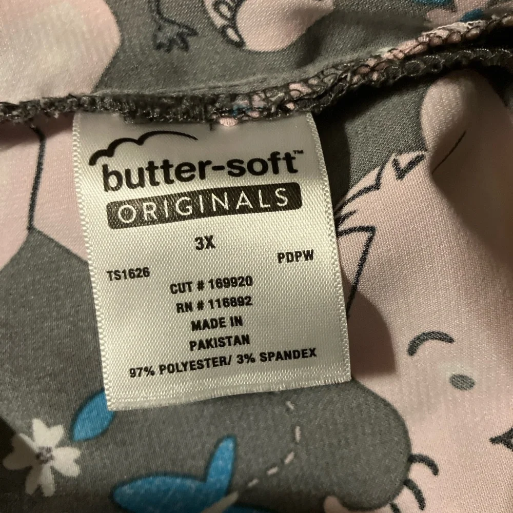 Butter-Soft Originals 3X Scrub Top Pink Elephant Print Plus Size - Picture 5 of 7